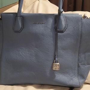 Michael kors tote